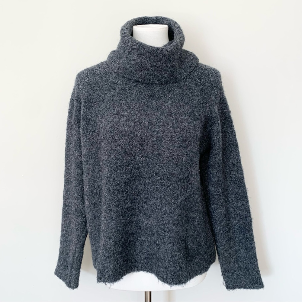 Madewell Gray Acrylic Wool Cropped Turtleneck Sweater Size Medium